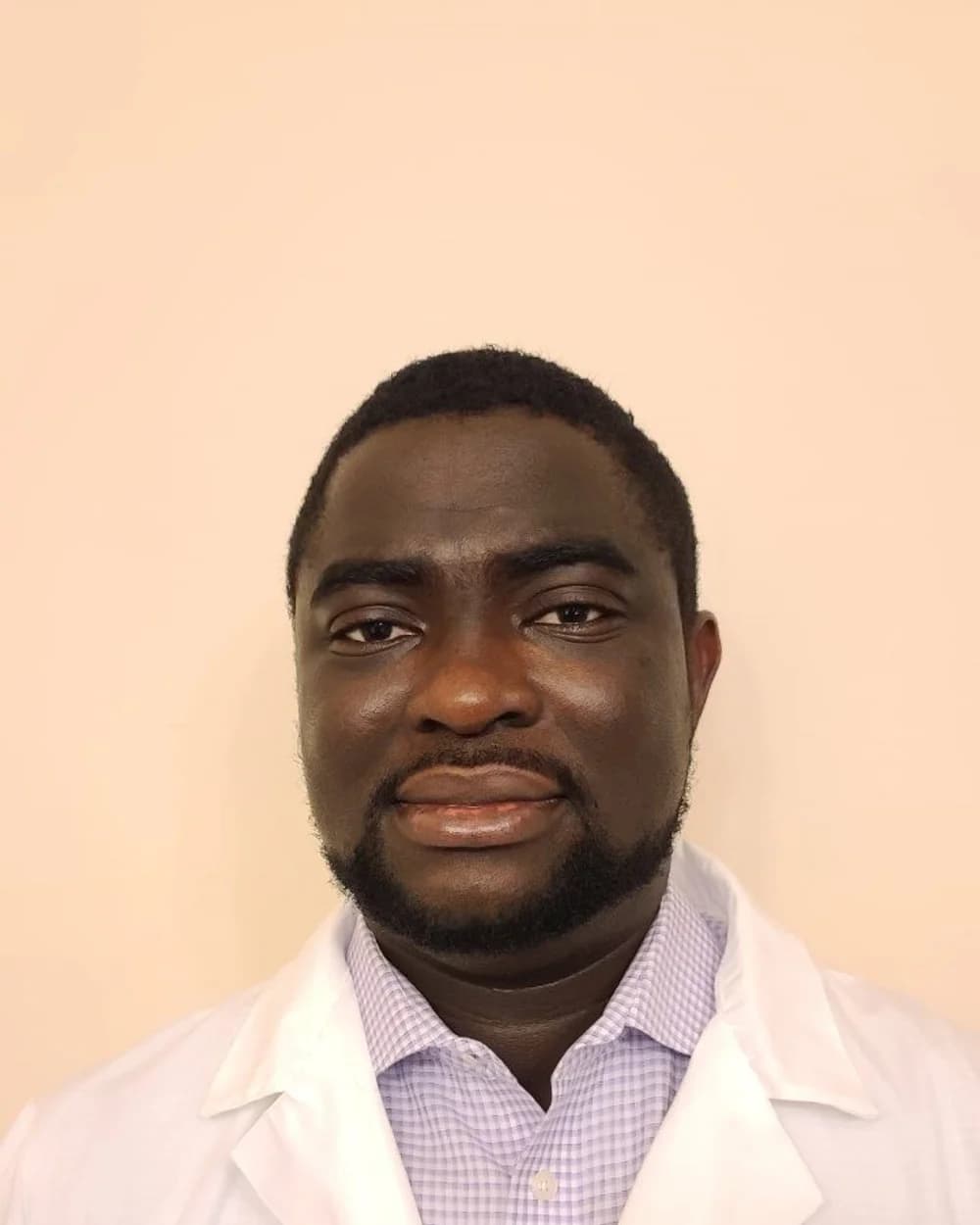 Portrait of Dr. Etchi Ayuk-Nkem, Board-Certified Pharmacist & Medication Consultant